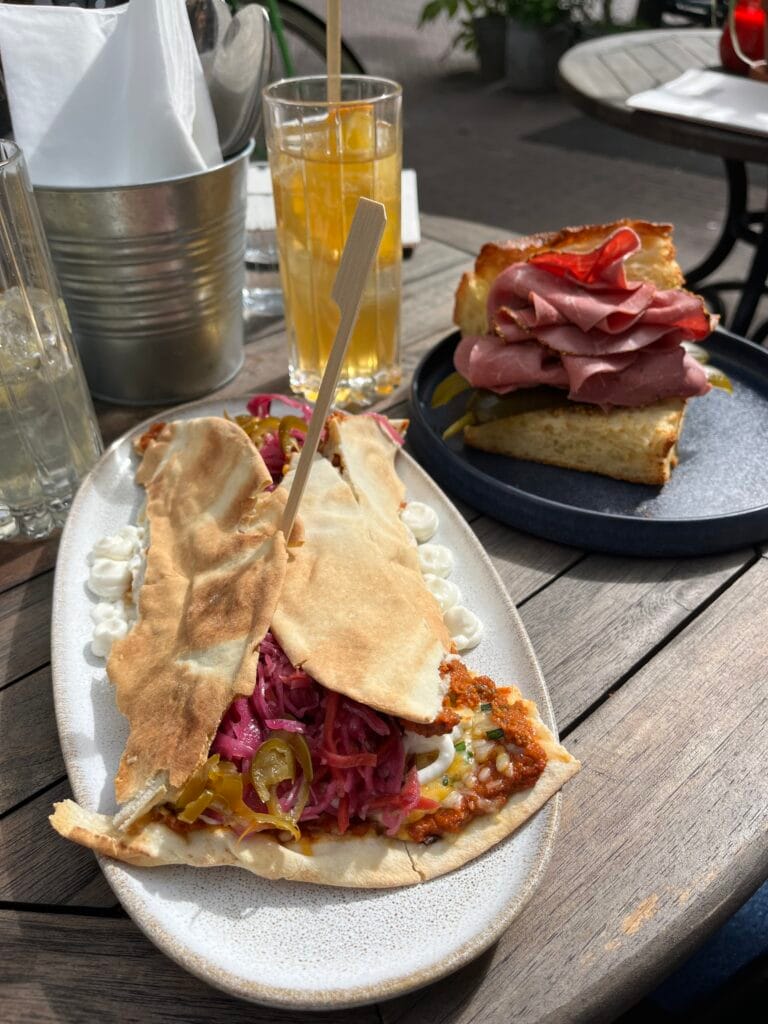 Filled Flatbread from De Botanie