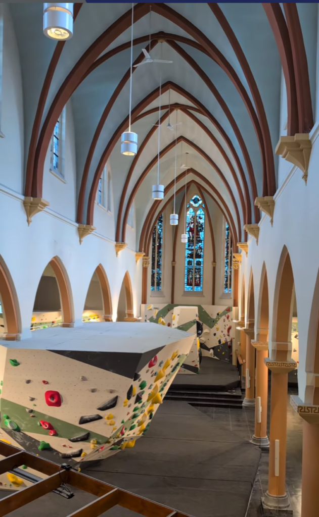 Bouldering Veldhoven Bouldering gym inside an old church